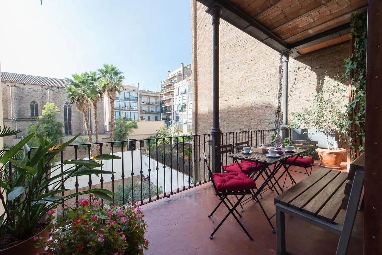 Quadrat D\'Or Luxury Apartment location